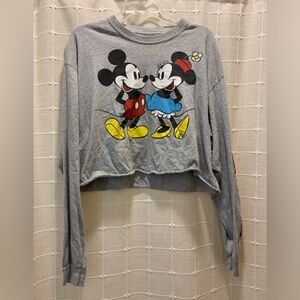 Disney Long Sleeved Crop Top XL Mickey‎ and Minnie